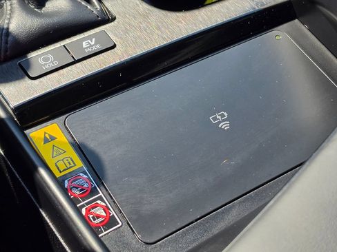 Used 2024 Lexus ES 300h w/ Premium Package FWD image 25