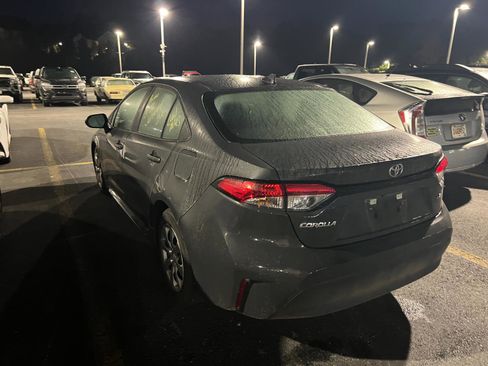 Used 2024 Toyota Corolla LE image 10