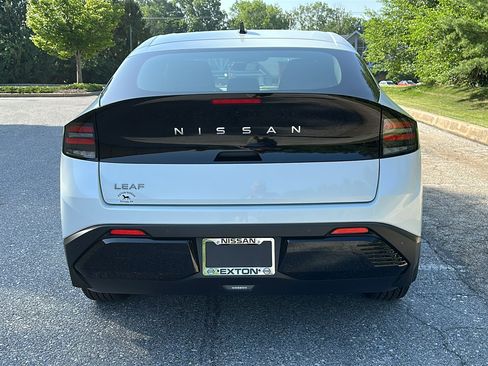 New 2026 Nissan Leaf w/ Floor Mat Package (S+) FWD image 4
