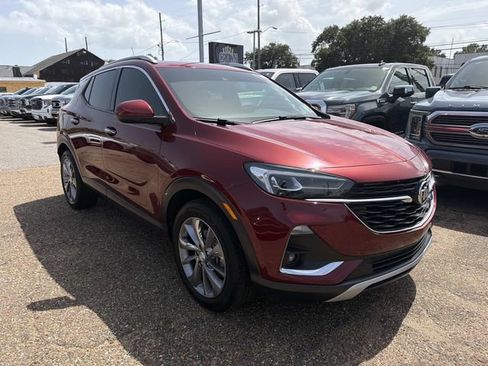 Used 2023 Buick Encore GX Essence w/ Experience Buick Package FWD image 4