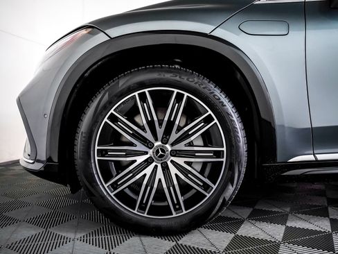 Certified 2023 Mercedes-Benz EQS 580 4MATIC SUV image 4