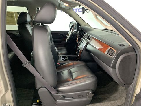 Used 2013 Chevrolet Tahoe LT w/ All-Star Edition RWD image 38