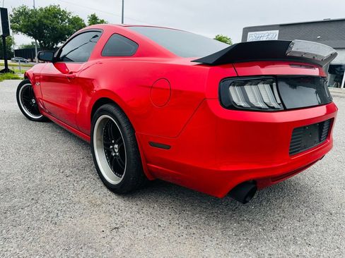 Used 2014 Ford Mustang GT Premium w/ Comfort Package RWD image 4