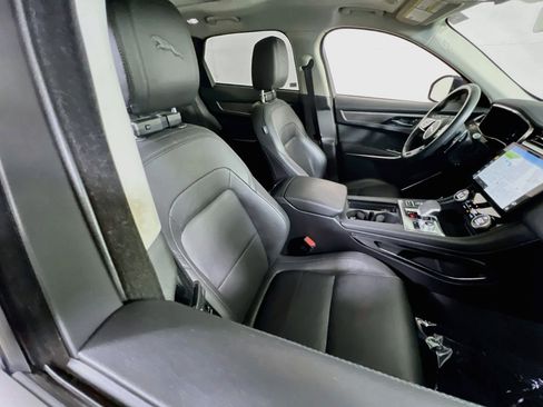 Used 2023 Jaguar F-PACE S AWD/4WD image 28