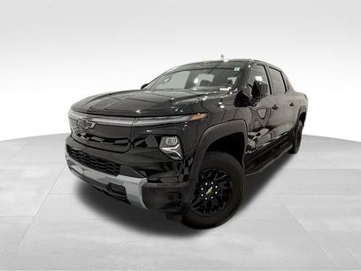Used 2025 Chevrolet Silverado EV LT