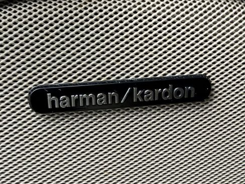 Used 2018 Jeep Grand Cherokee Overland image 18