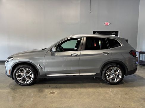 Used 2024 BMW X3 xDrive30i w/ Premium Package AWD/4WD image 2