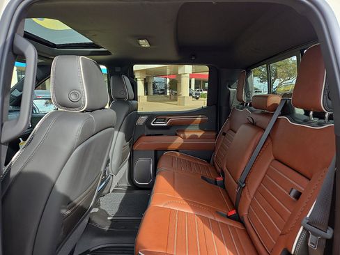 New 2026 GMC Sierra 1500 Denali Ultimate image 8