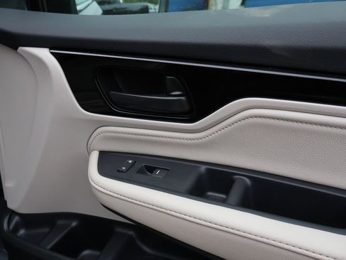 New 2026 Honda Odyssey Touring image 8