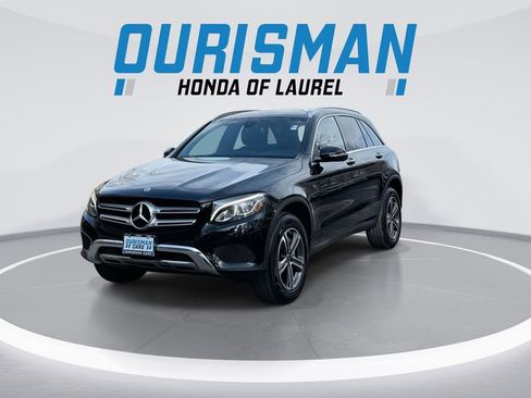 Used 2019 Mercedes-Benz GLC 300 4MATIC image 4