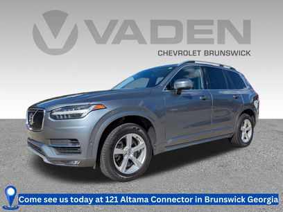 Used 2018 Volvo XC90 T5 Momentum w/ Convenience Package