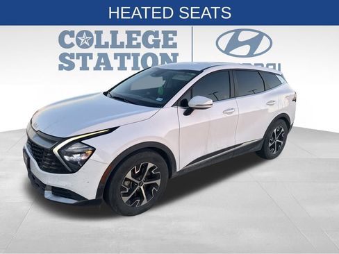 Used 2023 Kia Sportage EX image 9