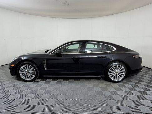 Certified 2023 Porsche Panamera 4 Platinum Edition AWD/4WD image 2