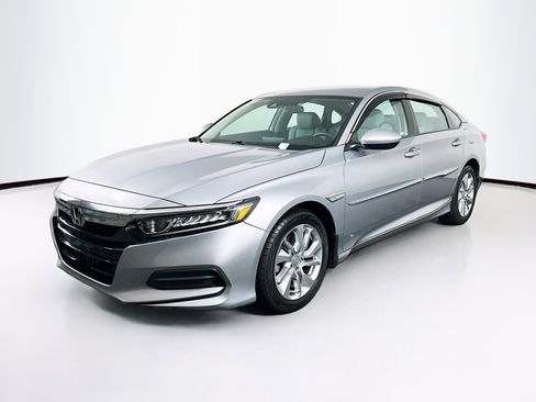Used 2019 Honda Accord LX image 3