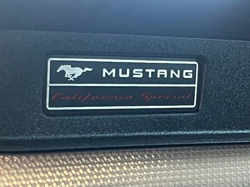 Used 2019 Ford Mustang GT Premium w/ Equipment Group 401A RWD image 19