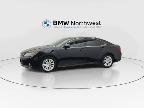 Used 2014 Lexus ES 350 w/ Premium Package FWD image 10