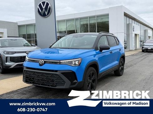 New 2026 Volkswagen Taos SE AWD/4WD image 1