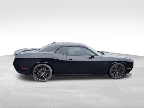 Used 2023 Dodge Challenger SRT Hellcat image 3