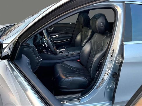 Used 2015 Mercedes-Benz S 63 AMG 4MATIC Sedan w/ Driver Assistance Package image 25