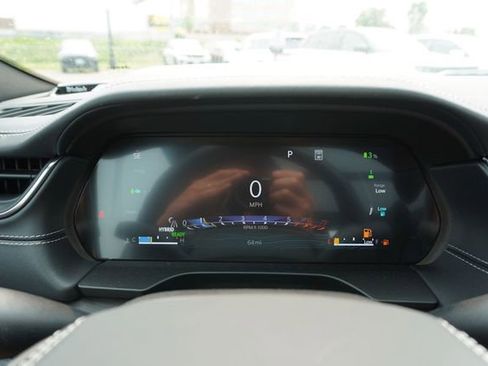 Used 2024 Jeep Grand Cherokee Overland w/ Advanced Protech Group III image 38