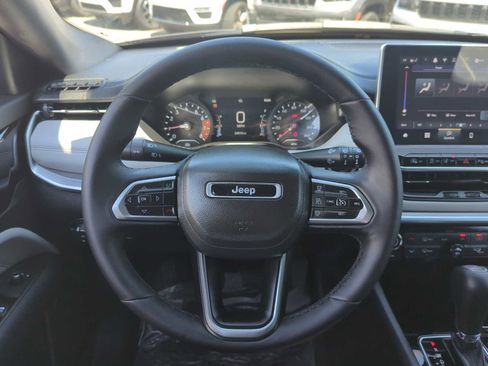 Used 2024 Jeep Compass Limited AWD/4WD image 16
