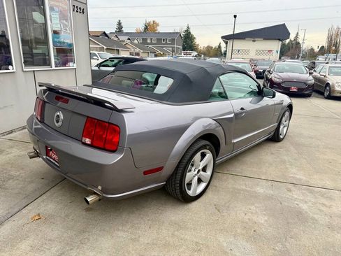 Used 2006 Ford Mustang GT Premium image 7