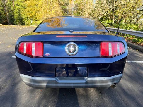 Used 2010 Ford Mustang Premium image 6