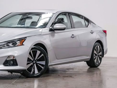 Used 2021 Nissan Altima 2.5 SL image 8