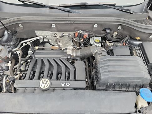 Used 2018 Volkswagen Atlas SE FWD image 24
