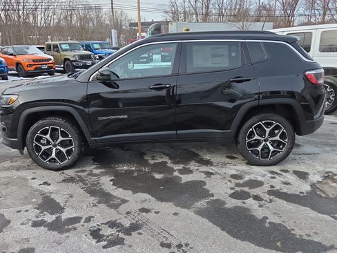 New 2026 Jeep Compass Limited image 7