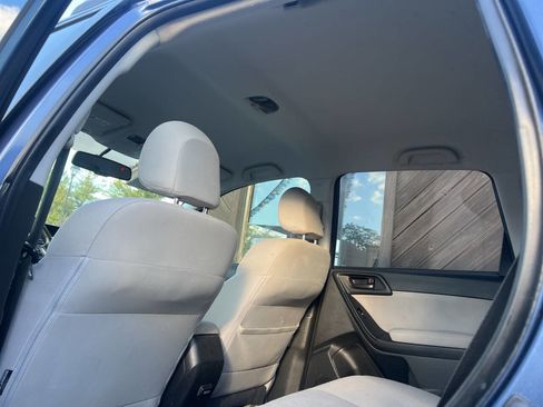 Used 2014 Subaru Forester 2.5i image 13