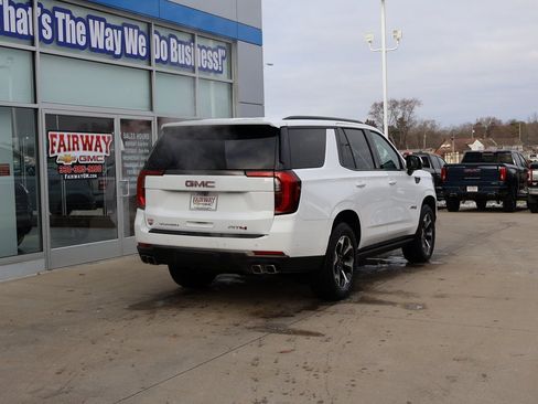 New 2025 GMC Yukon AT4 Ultimate image 3