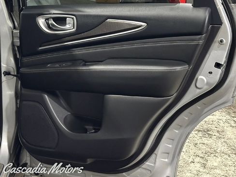 Used 2017 INFINITI QX60 Luxe w/ Premium Plus Package image 26