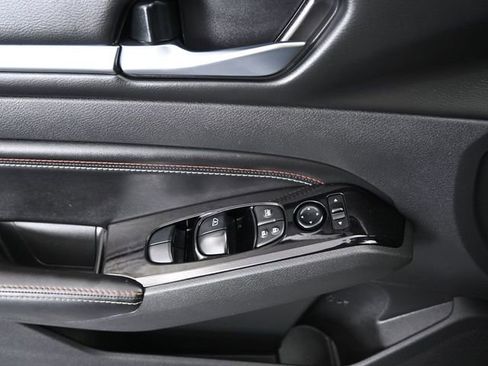 Used 2023 Nissan Altima 2.0 SR image 38