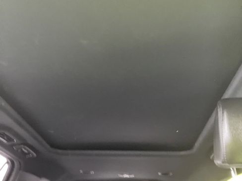 Used 2021 Ford Expedition XLT image 12