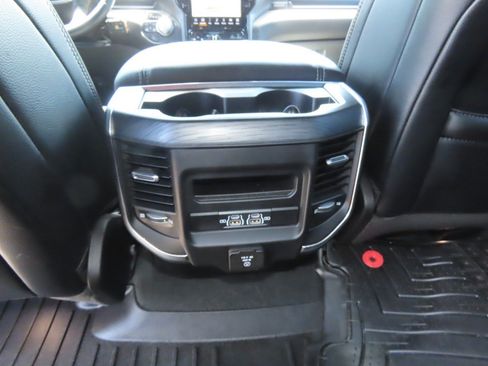 Used 2023 RAM 1500 Laramie AWD/4WD image 21