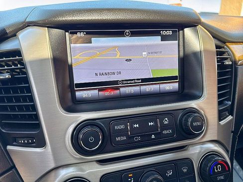 Used 2016 GMC Yukon Denali AWD/4WD image 13