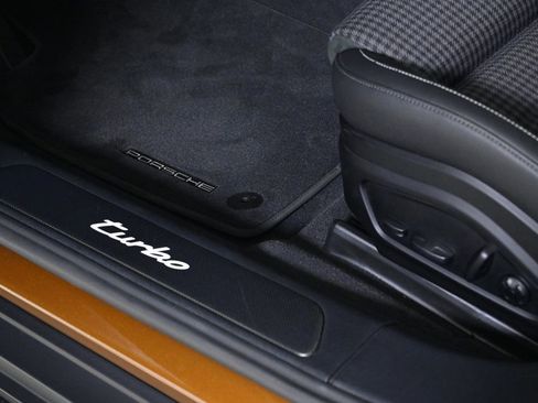 Used 2025 Porsche Panamera Turbo image 28