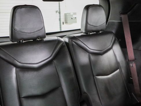 Used 2024 Cadillac XT6 Premium Luxury AWD/4WD image 30