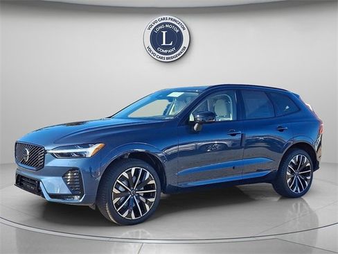 New 2026 Volvo XC60 B5 Ultra w/ Climate Package image 2