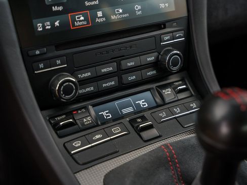 Used 2018 Porsche 911 GT3 image 24