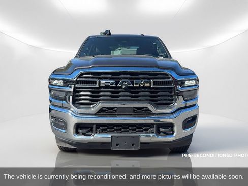 Used 2026 RAM 2500 Big Horn AWD/4WD image 2