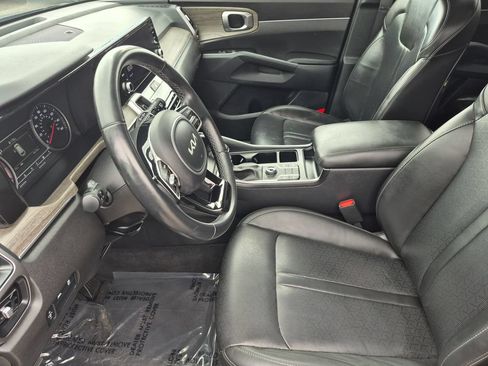 Used 2023 Kia Sorento S AWD/4WD image 11
