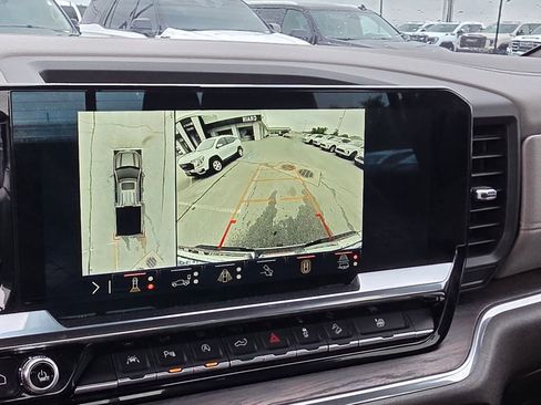 Used 2025 GMC Sierra 1500 SLT w/ SLT Premium Plus Package image 18