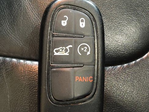 Used 2018 Jeep Cherokee Limited w/ High Altitude Package image 32