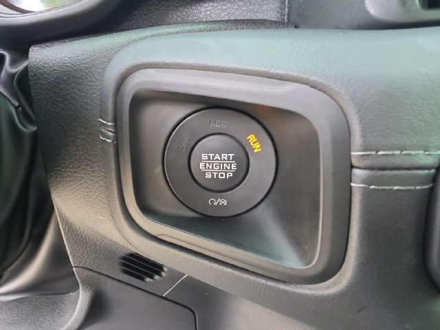 Used 2025 Jeep Wrangler Unlimited Rubicon 392 AWD/4WD image 26