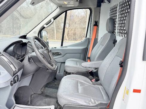 Used 2019 Ford Transit 150 148 Medium Roof image 10