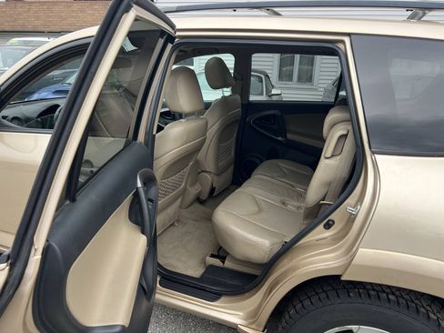 Used 2011 Toyota RAV4 Limited w/ Limited Extra Value Pkg AWD/4WD image 17