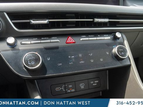 Used 2025 Hyundai Sonata SEL FWD image 9