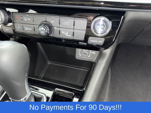 New 2026 Jeep Compass Latitude image 18